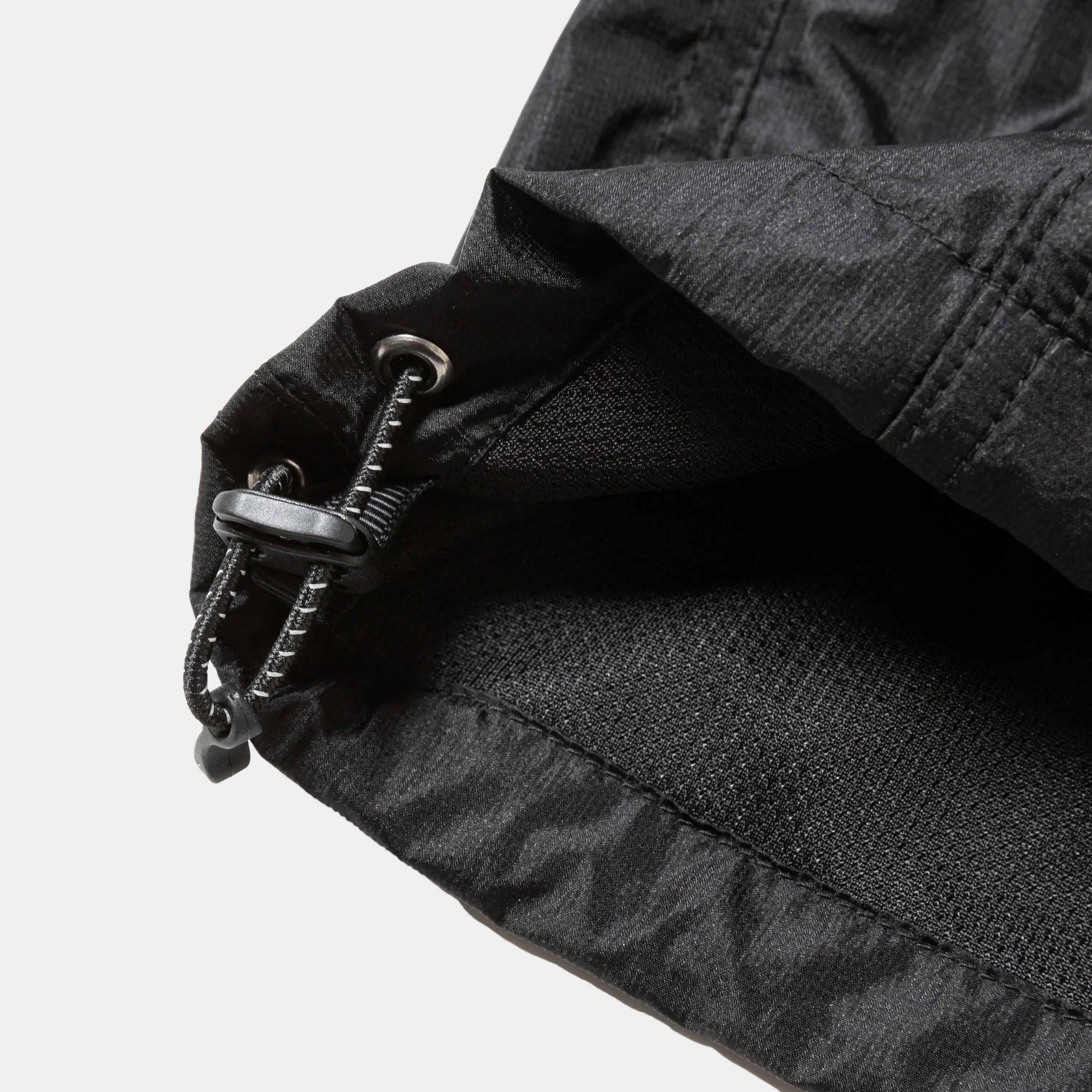 Air Circulation System Wind Vest (Off Black)/MW-JKT25109