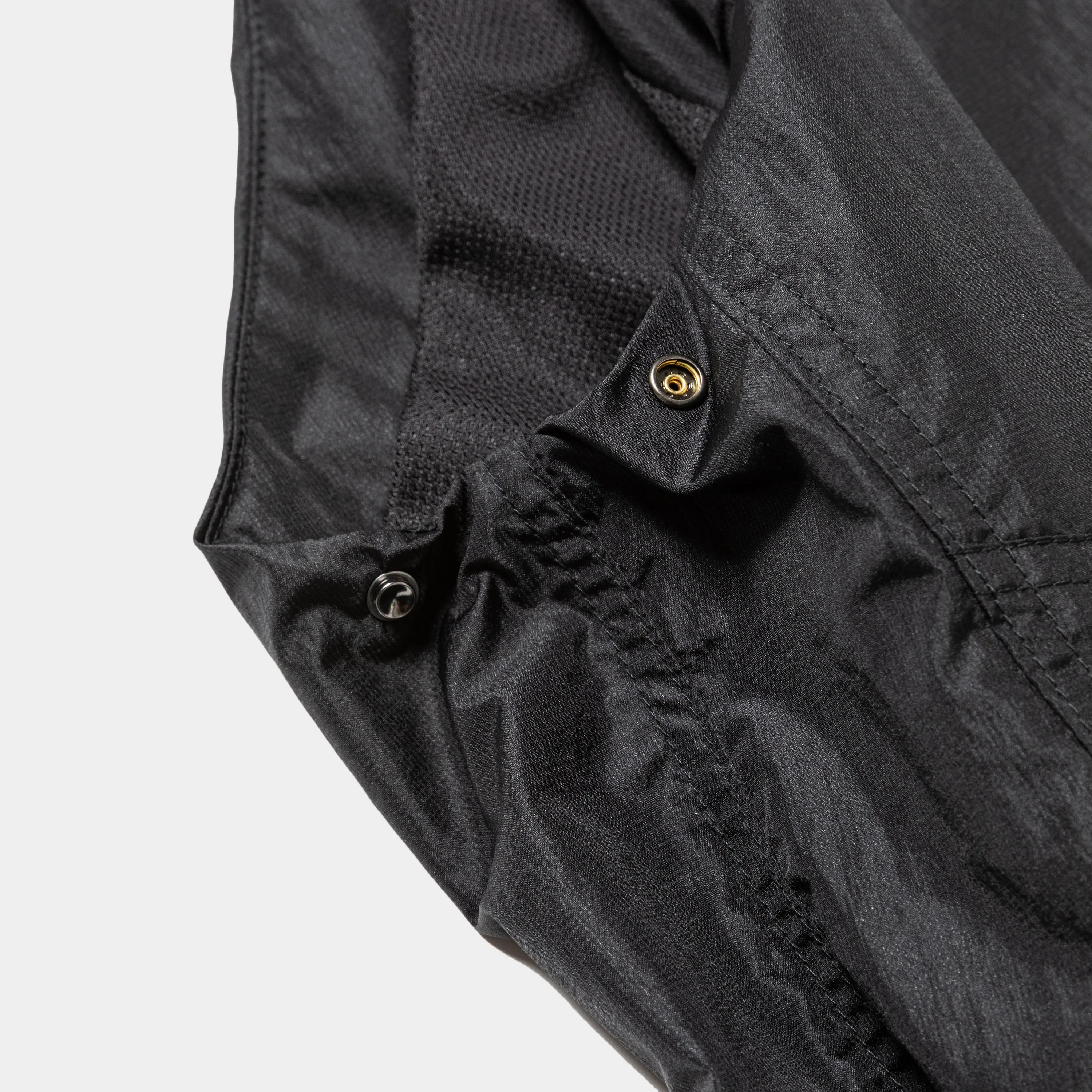 Air Circulation System Wind Vest (Off Black)/MW-JKT25109