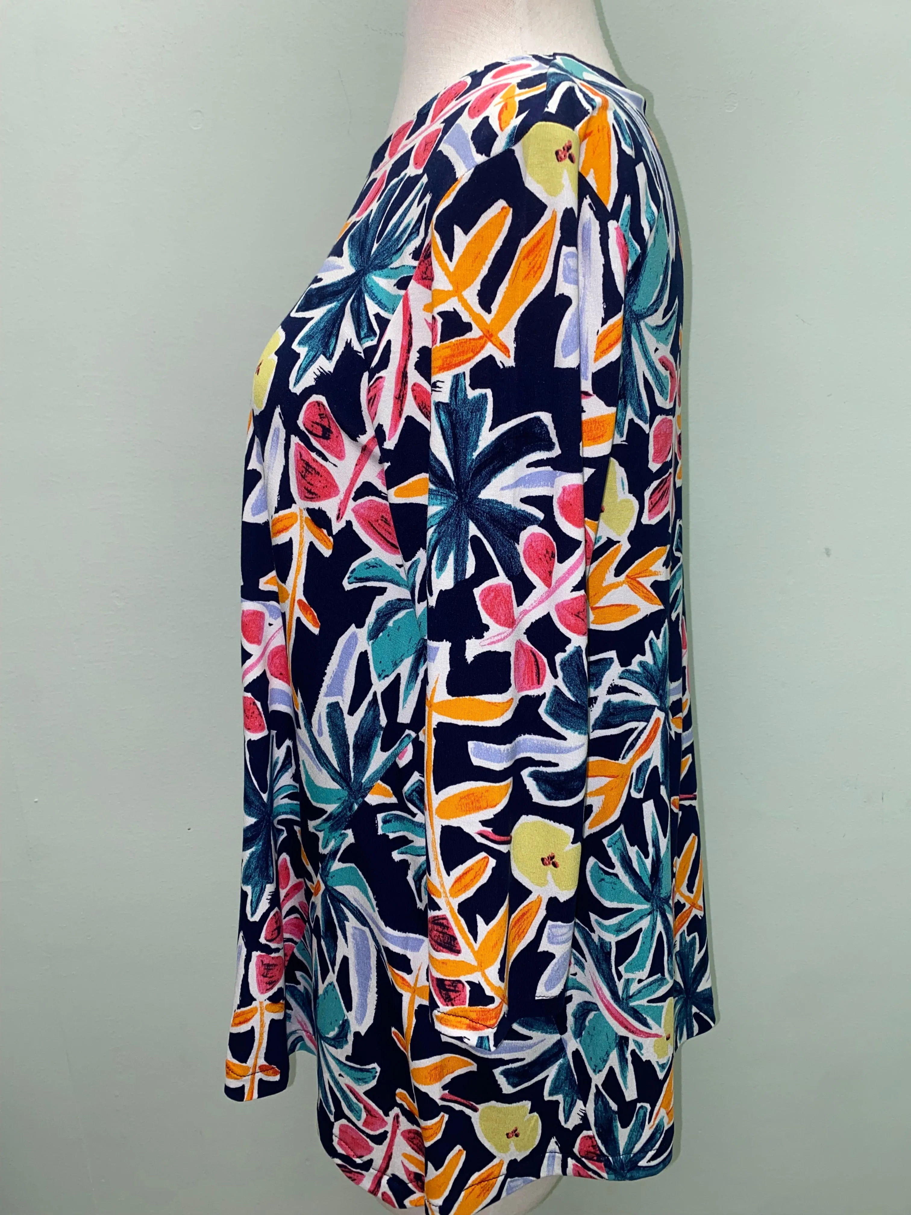 Andria Lieu Jude Top T-496 8920P Navy/Multi