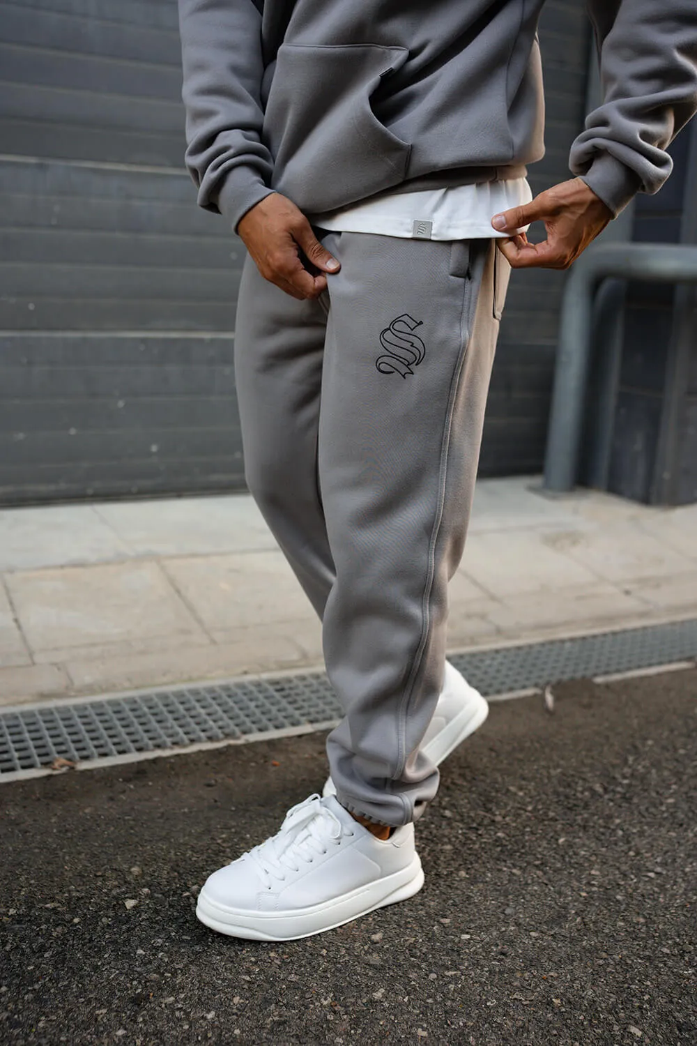 Core Logo Joggers - Fog