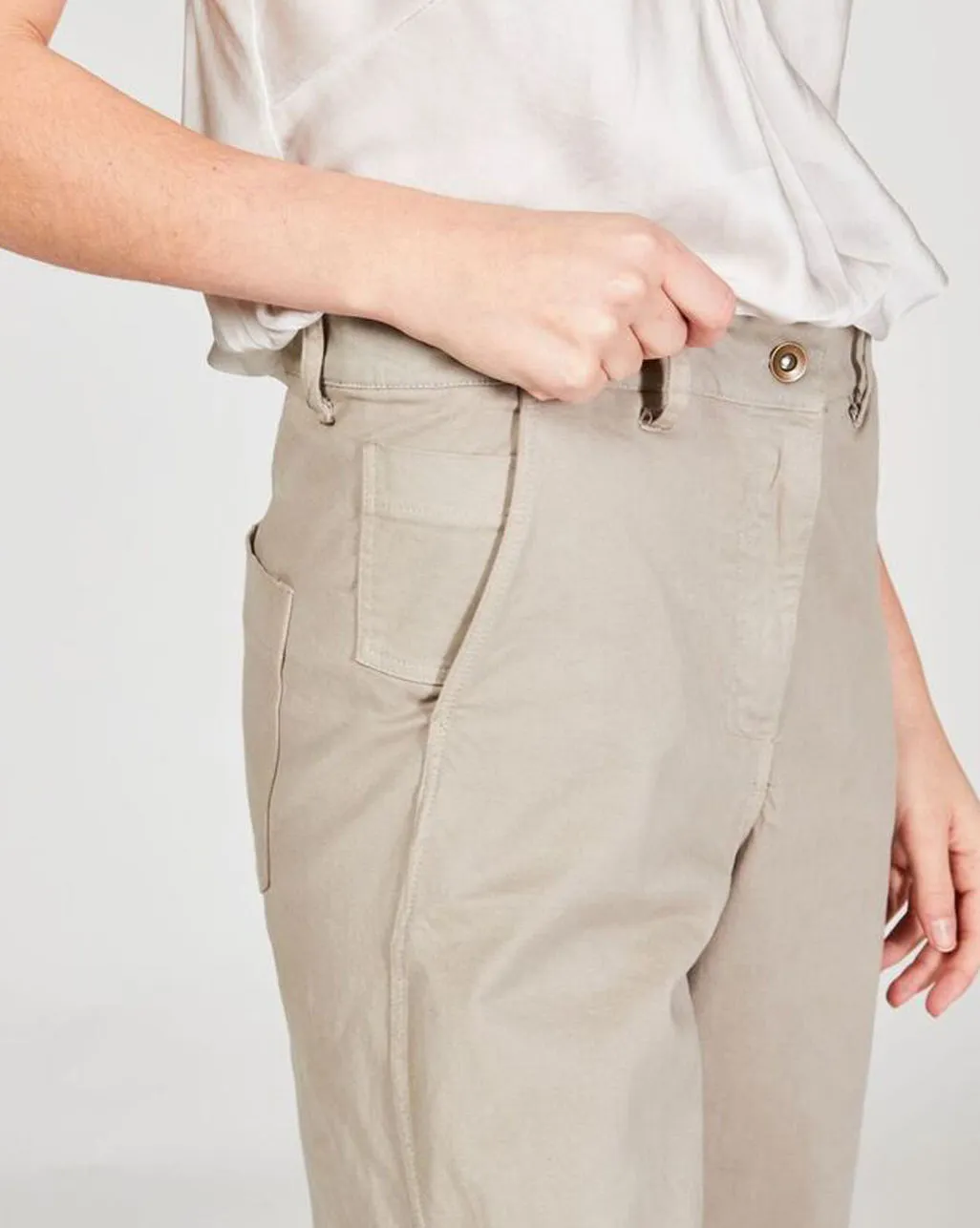 Curved-Seam Chino Pant