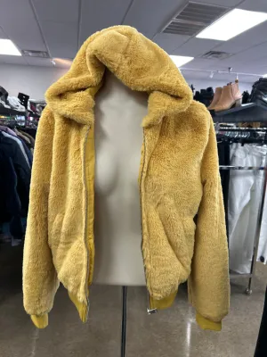 Jacket Faux Fur & Sherpa By Love Tree In Yellow, Size: M