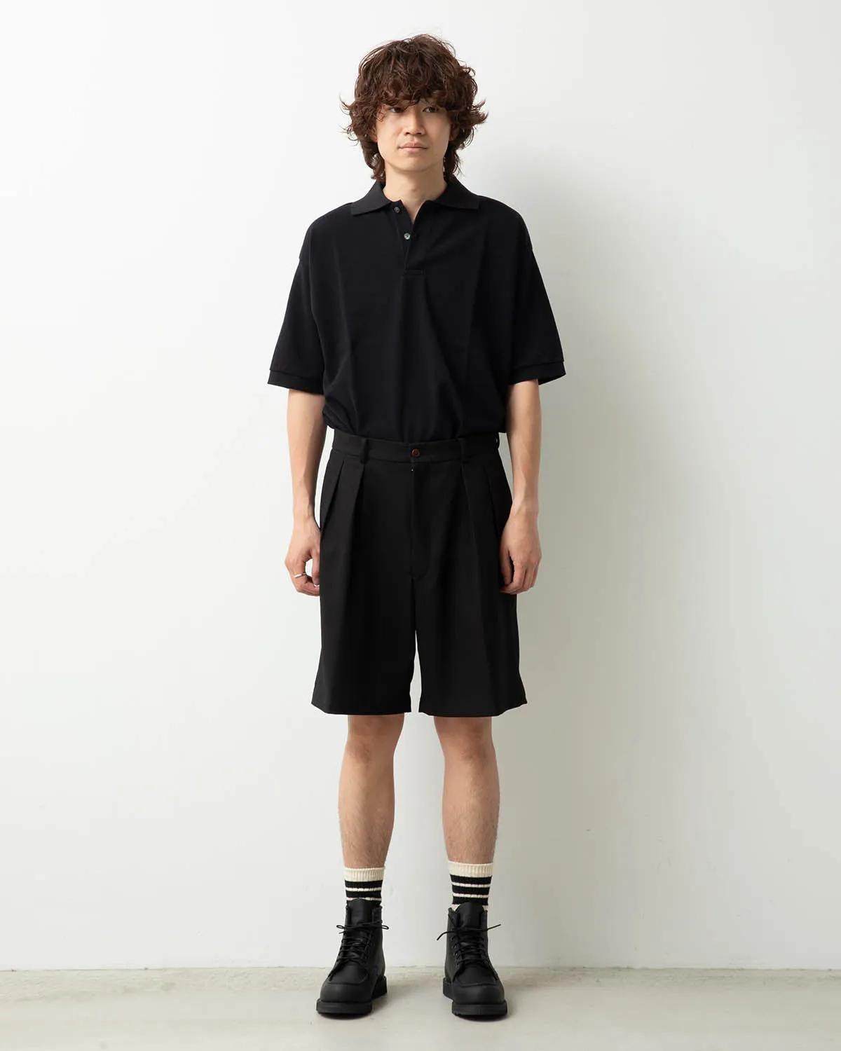 NEAT CHINO SHORTS