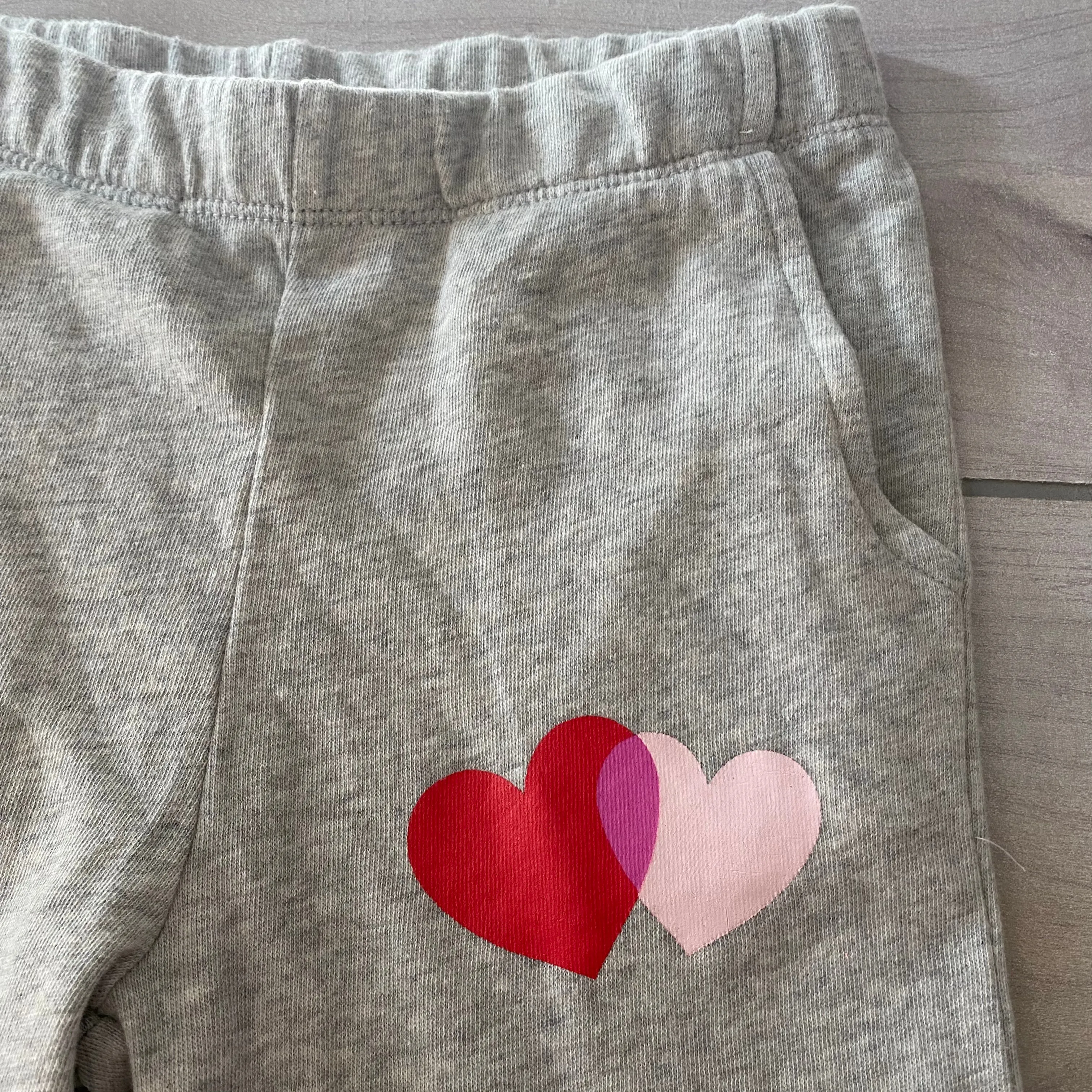 NEW Harper Canyon Gray Heart Graphic Joggers