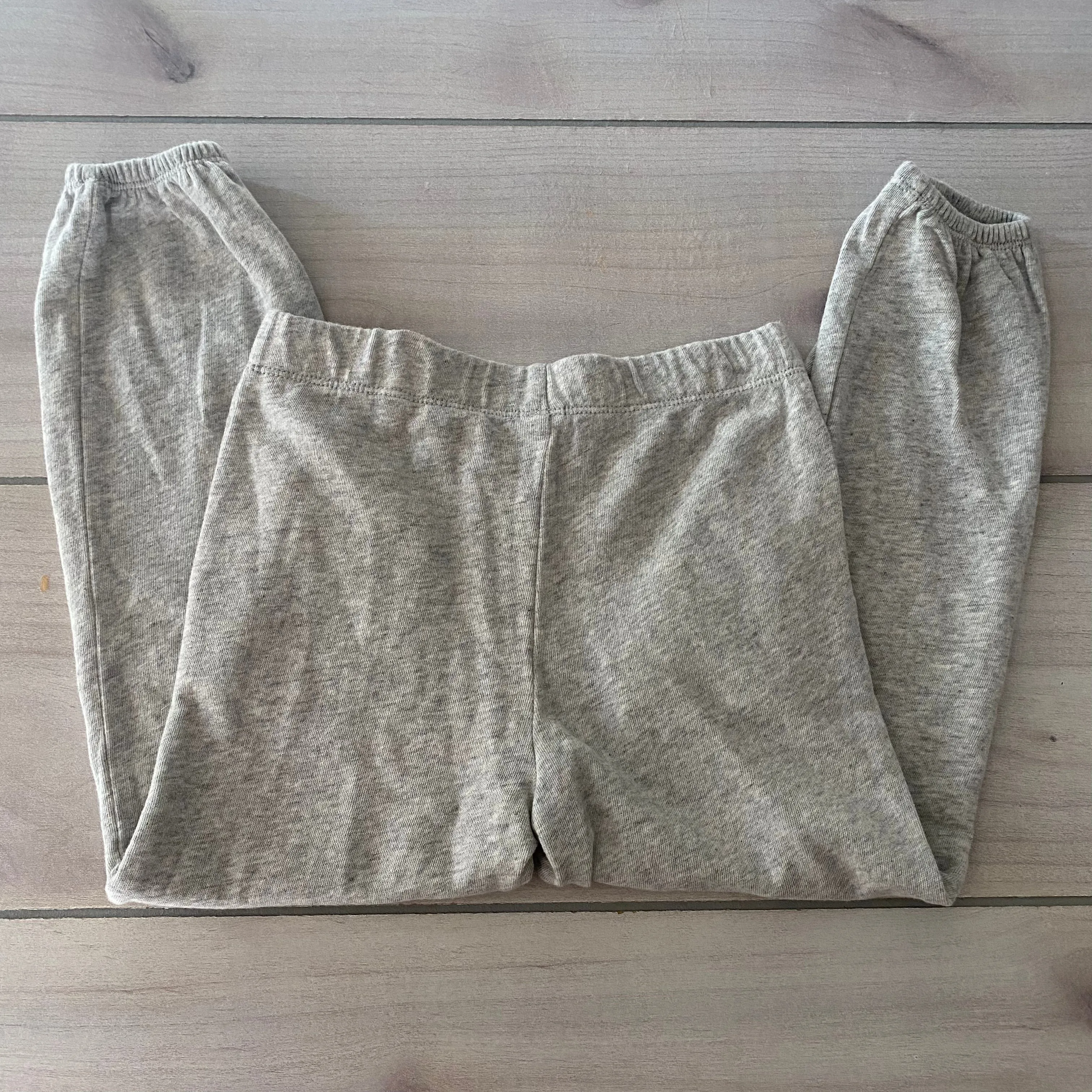 NEW Harper Canyon Gray Heart Graphic Joggers