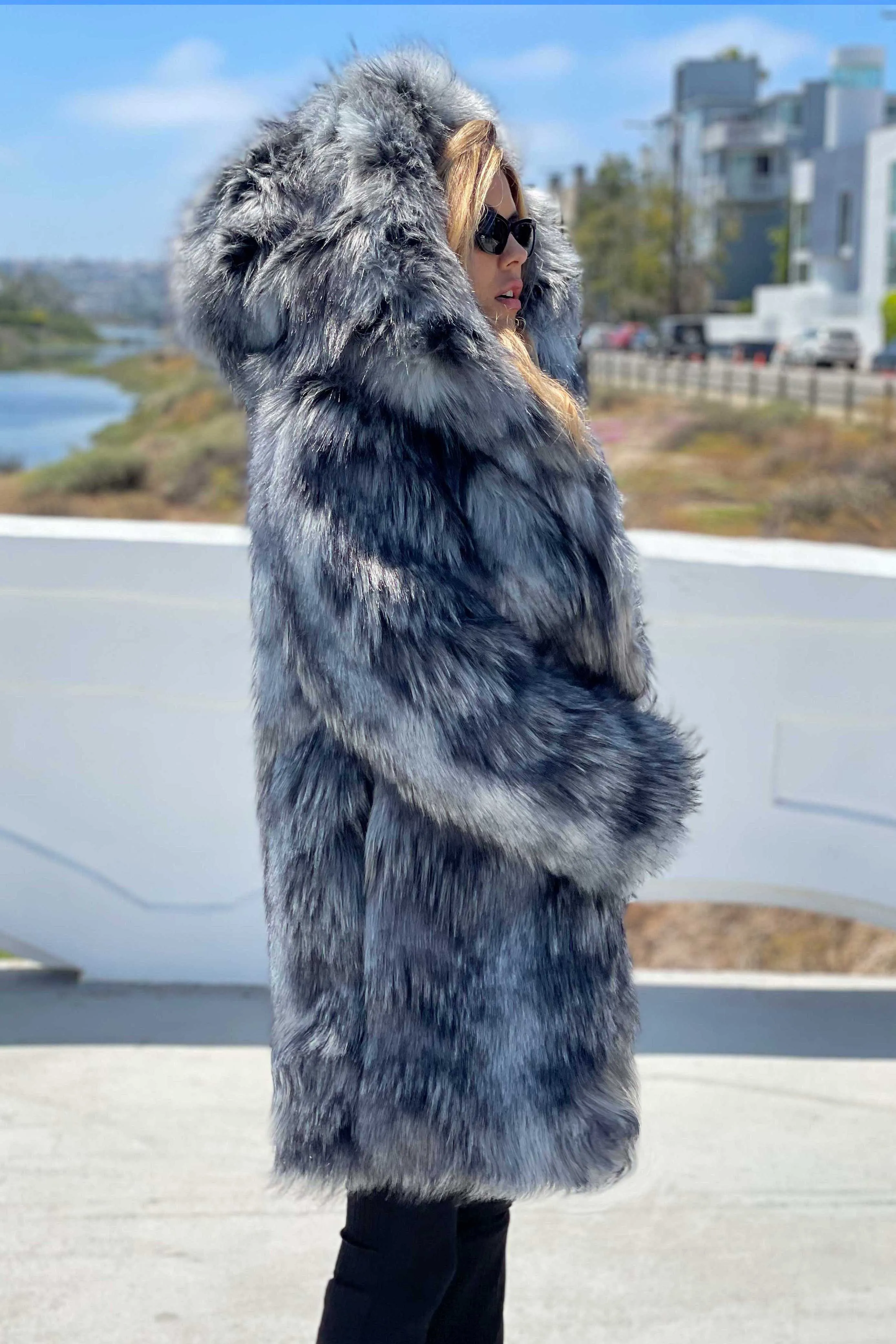 Women's Short Desert Warrior Coat in "Wolverine"