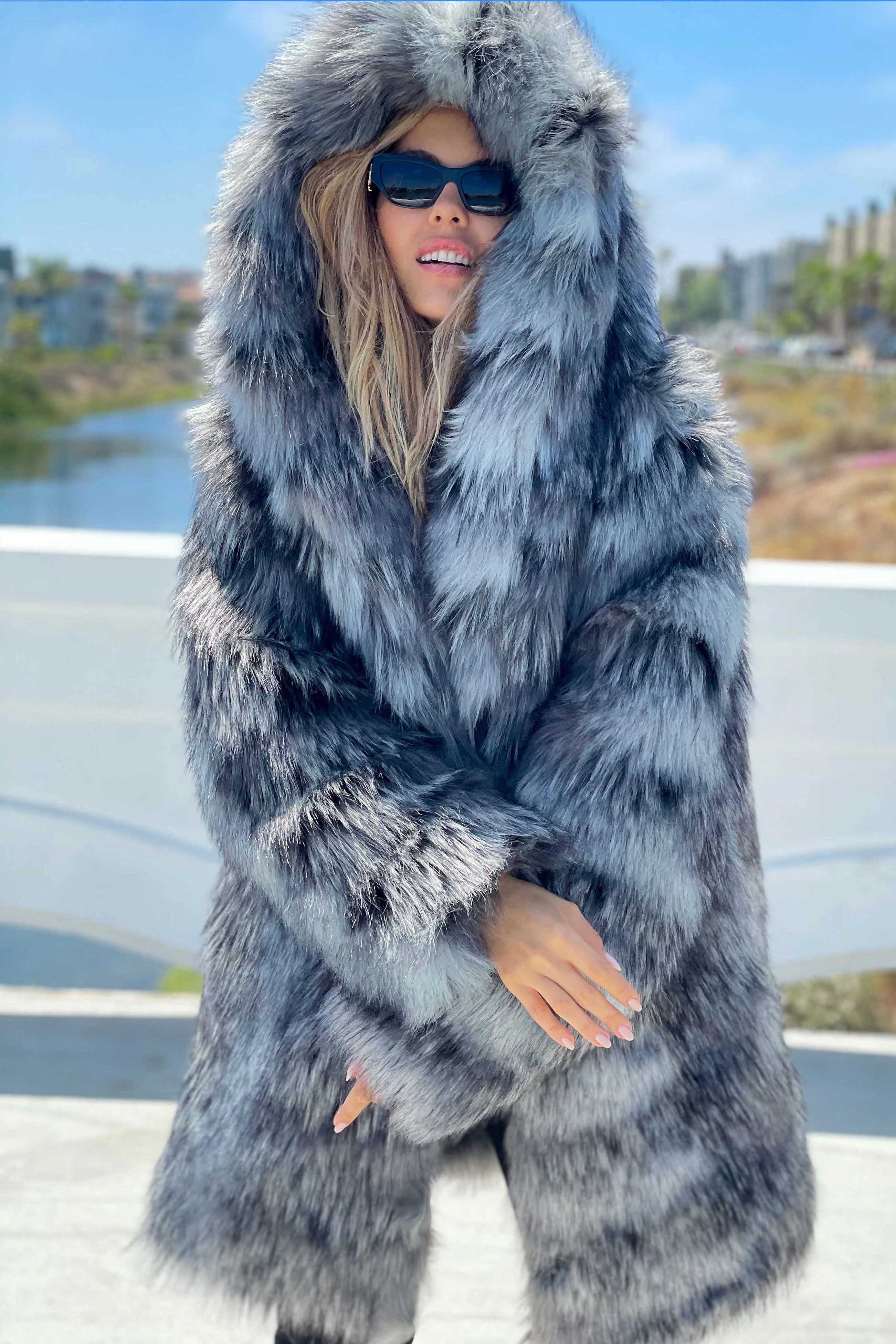 Women's Short Desert Warrior Coat in "Wolverine"