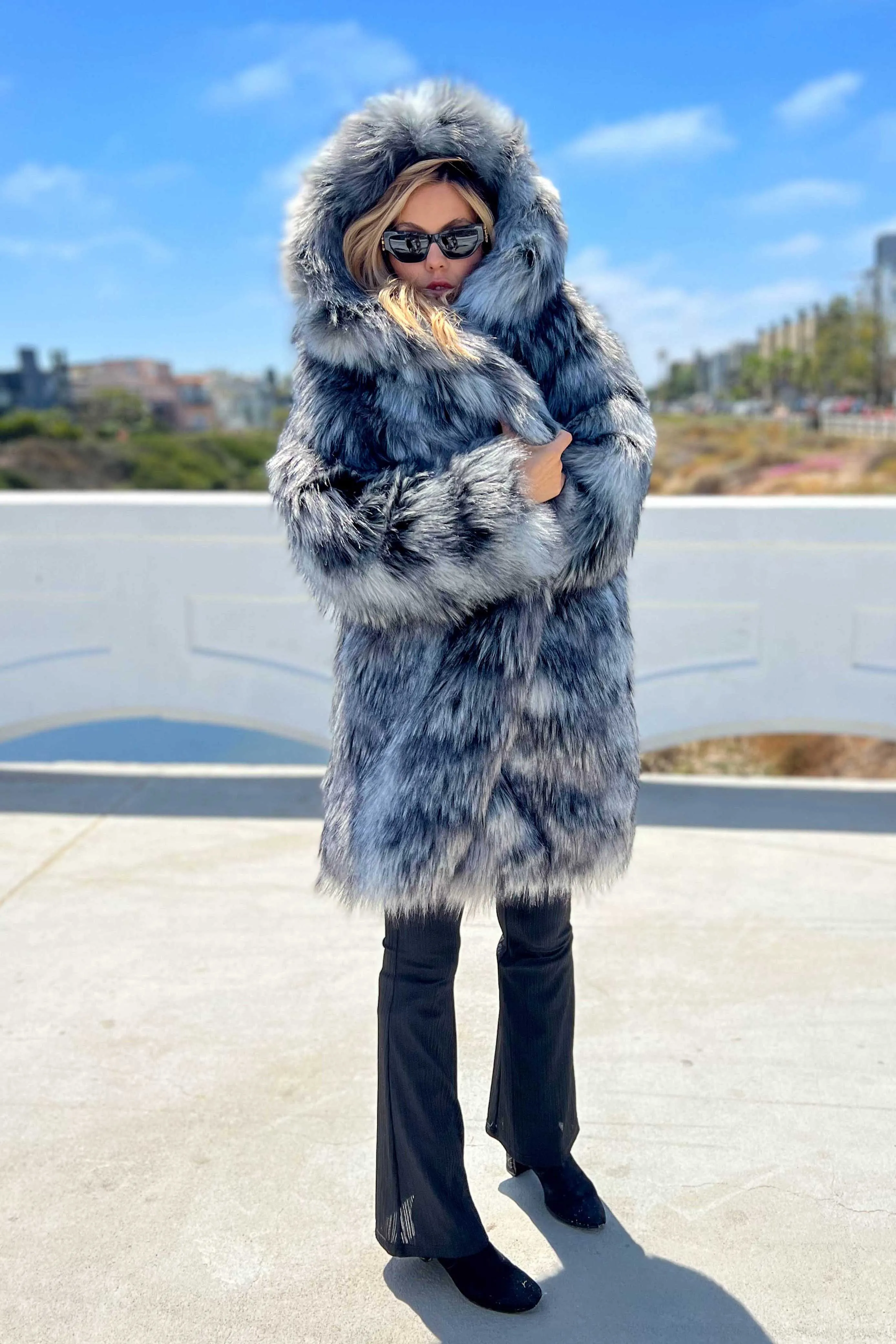 Women's Short Desert Warrior Coat in "Wolverine"
